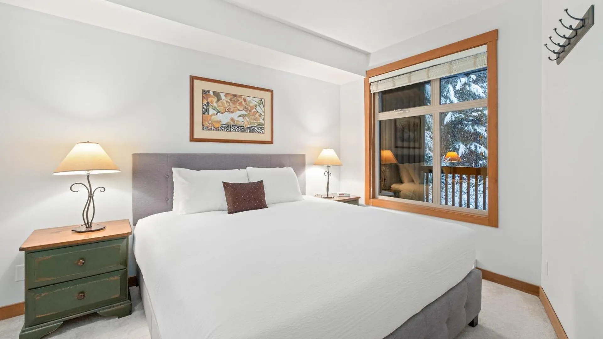 Lost Lake Lodge By Whistler Premier 0*,